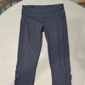 Athleta Gray Cropped Leggings Ruched Side Size M